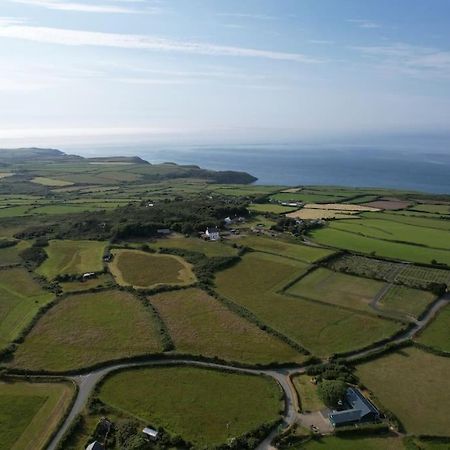 The Hut@Trefechan Wen - Coastal Coziness! Goodwick Eksteriør bilde